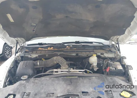 2010 Dodge Ram 1500 Laramie из США, поврежденный, VIN 1D7RV1GT5AS175712